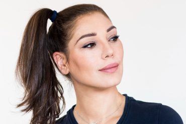 Simina Grigoriu releases new single 1981