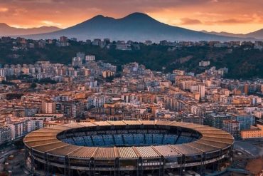 Jospeh Capriati hosts an event in Naples to support Ukraine.