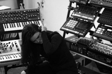ANNA collaborates with Jon Hopkins on Deep In The Glowing Heart