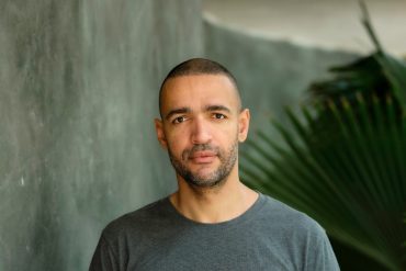 Patrice Bäumel remixes WhoMadeWho