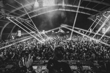 Sara Landry at Sound Waves festival