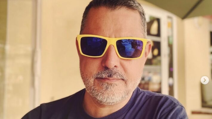 Paris-based artist Steel Tone.