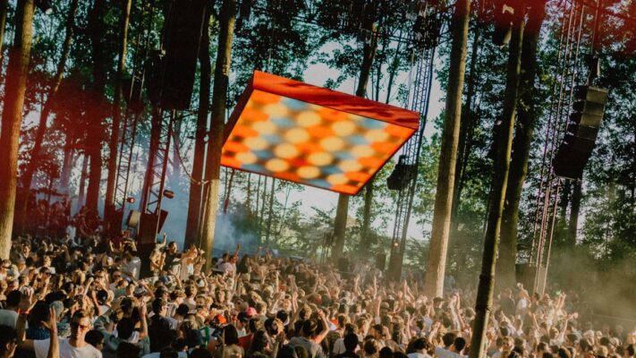 Paradise City Forest Stage